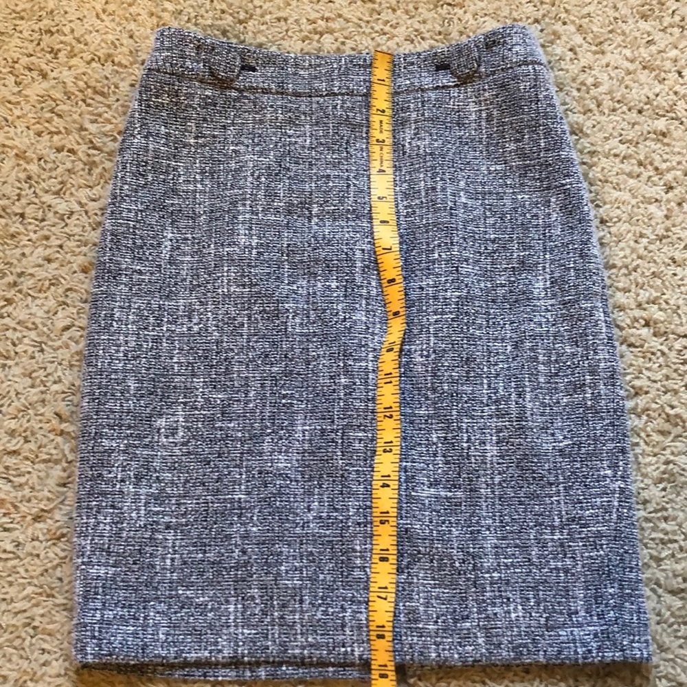 Ann Taylor pencil skirt size 00P